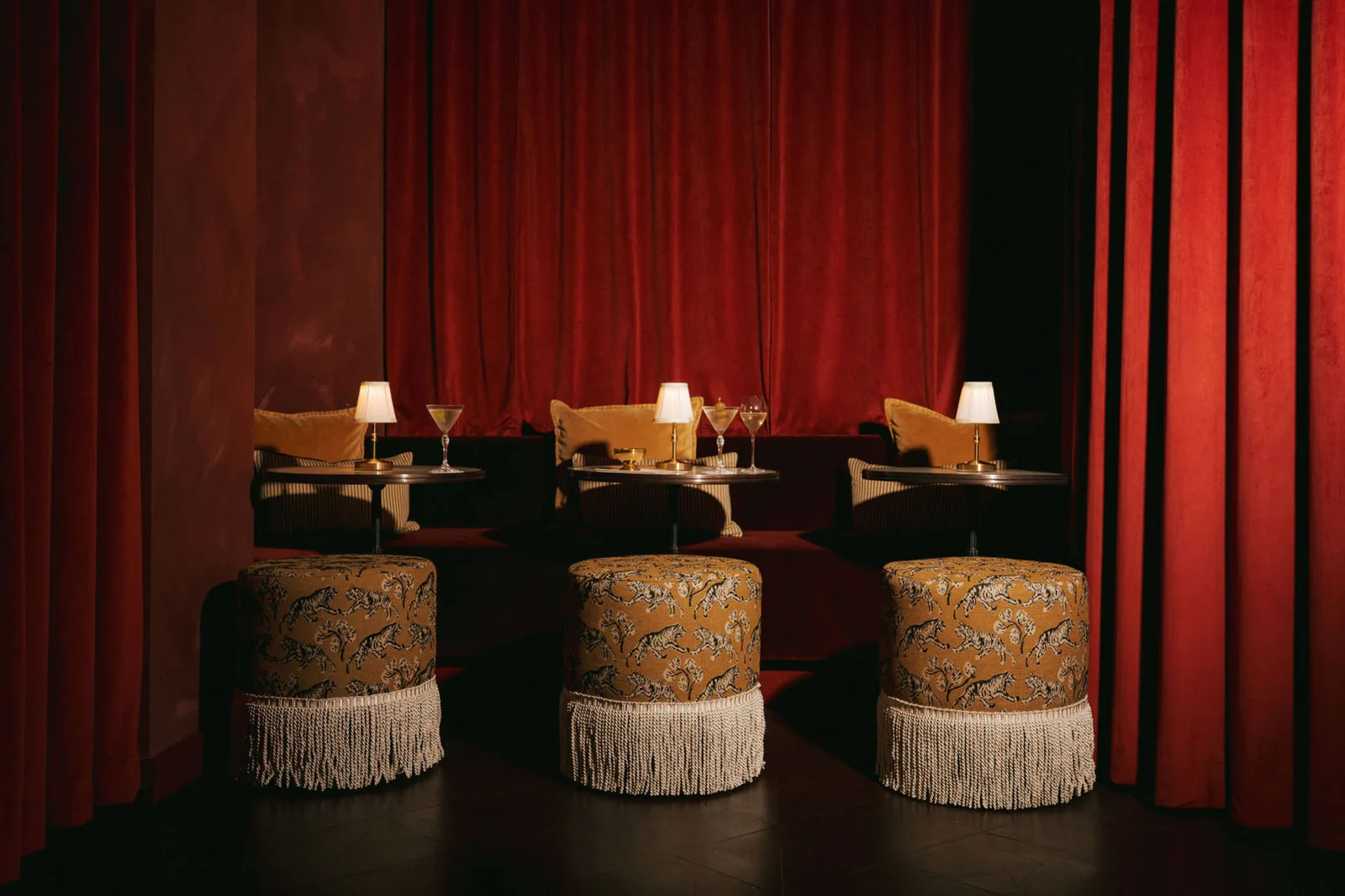 Bar Rêve brand identity by DutchScot